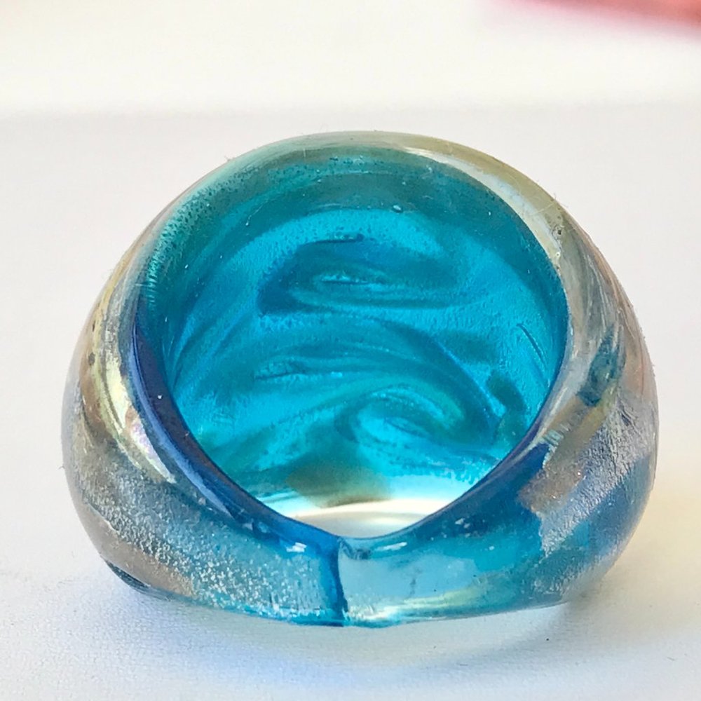 Vintage Murano Style Art Glass Dome Cocktail Ring Size 7 Aqua Blue Metallic - Picture 8 of 12